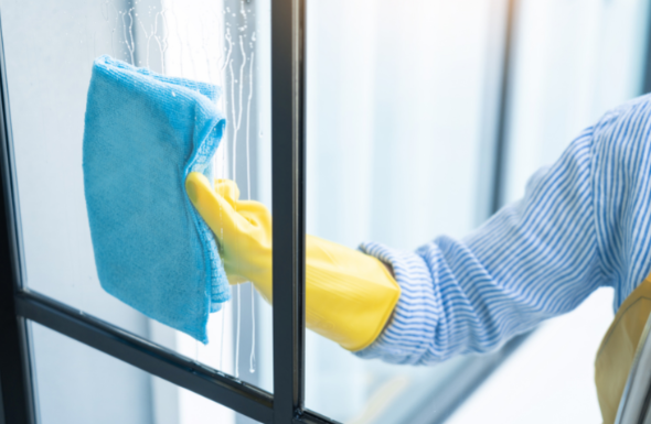 Magiczna ściereczka do mycia okien? Ścierka PVA, czyli jak łatwo i szybko umyć okna bez dodatkowych środków czystości